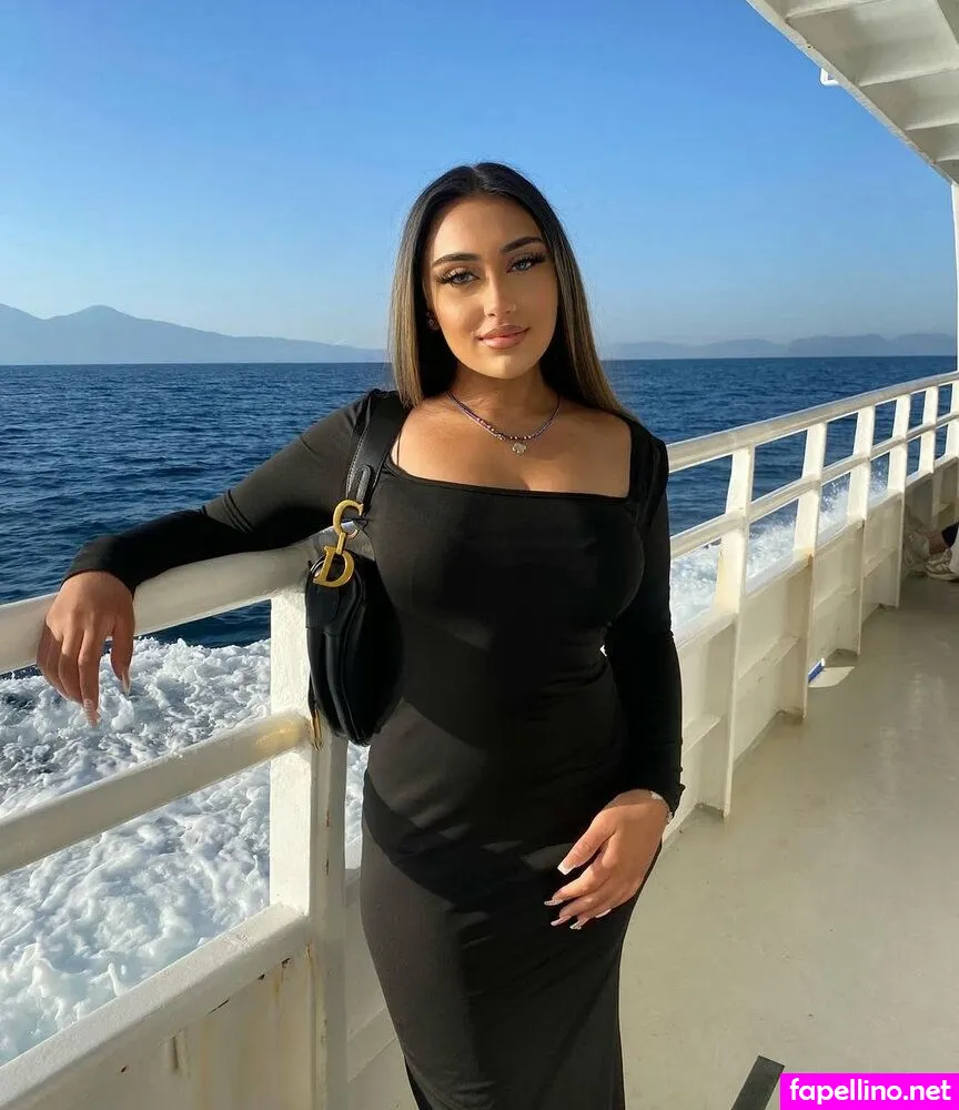 6alixah, https: Leaked Nude Picture #UhOugTSkUQ