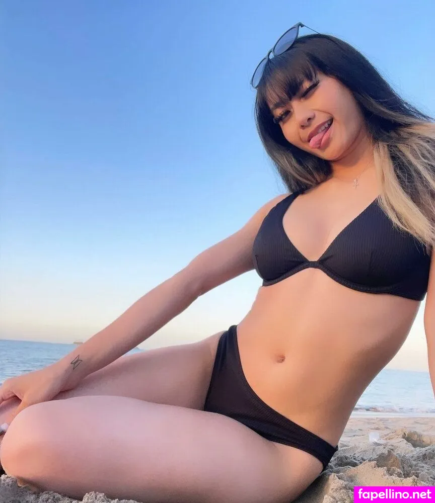 Angiebangiie, issaanggiee Leaked Nude Picture #9WWevvMp1s