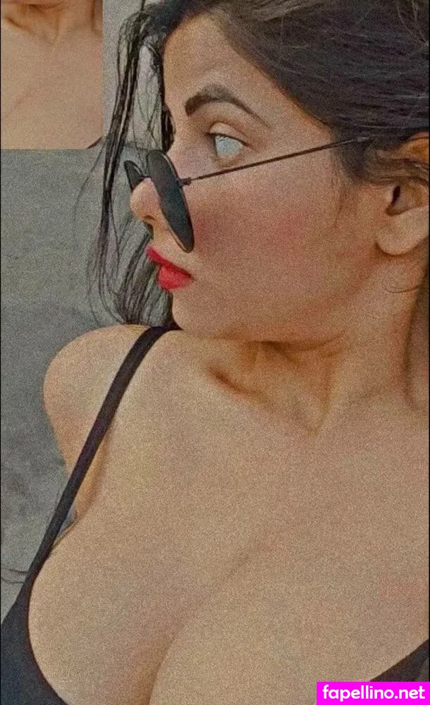Aasthaaax, voidedfiction Leaked Nude Picture #bZNQsWcPgx