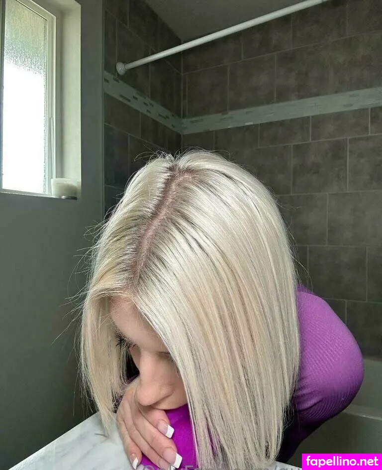 Https:, queenabiv, queenabiv.xo Leaked Nude Picture #iEpWMBd8Jl