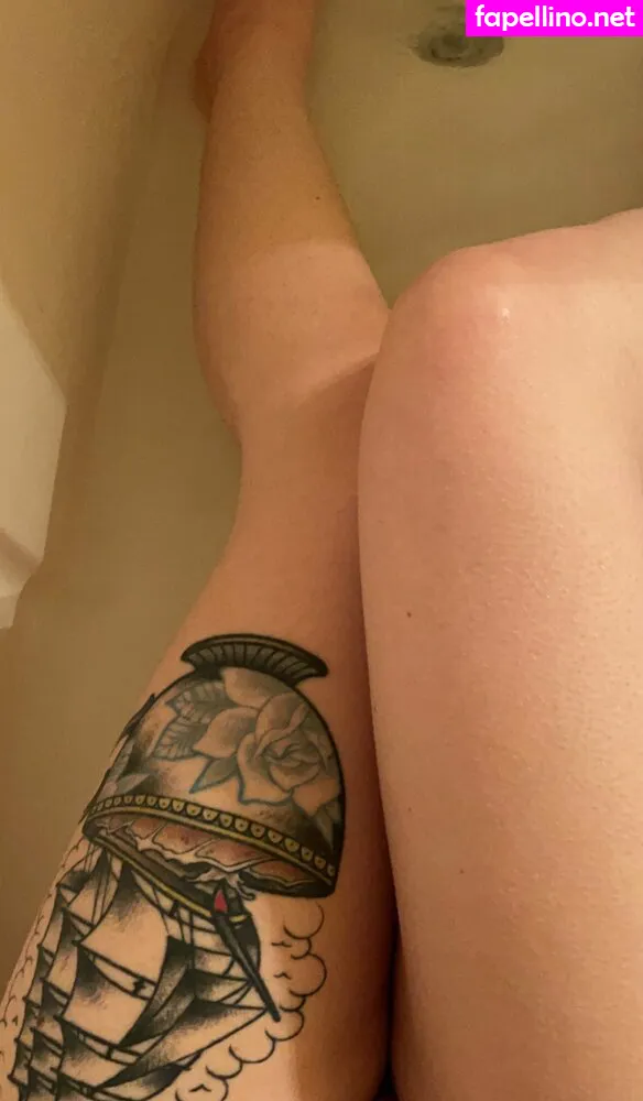 Acoalminecanary, ccarolynnn Leaked Nude Picture #hRoOPWi2ph