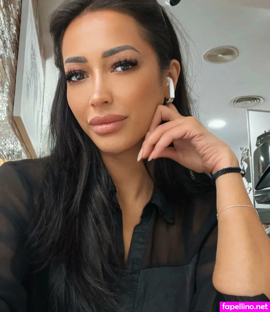 Adrianameran, _adrianameran_, https: Leaked Nude Picture #ud7tM4Wp2V