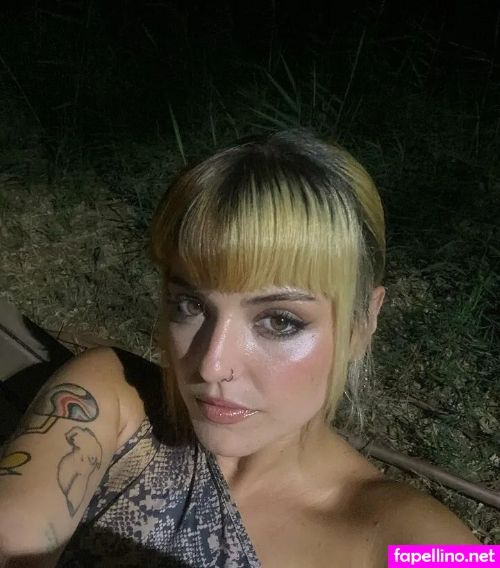 Albxreche, vicky_de_levine Leaked Nude Picture #dy5Ay8u0Of