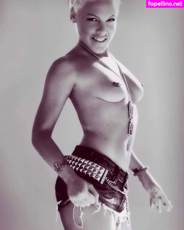 Pink Leaked Nude Picture #RH8C9i8Iyr