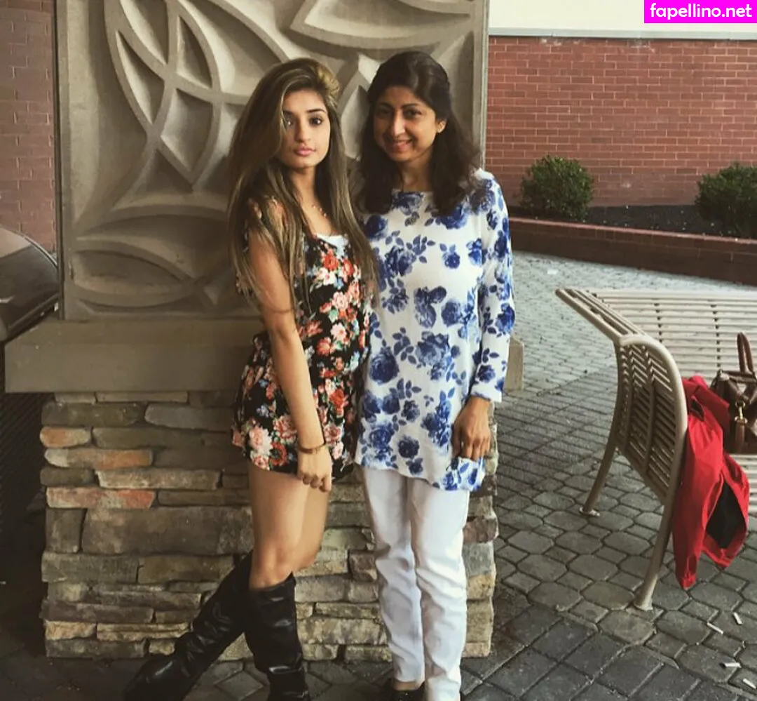Alina.m, alinacollins Leaked Nude Picture #UHNN8taap4