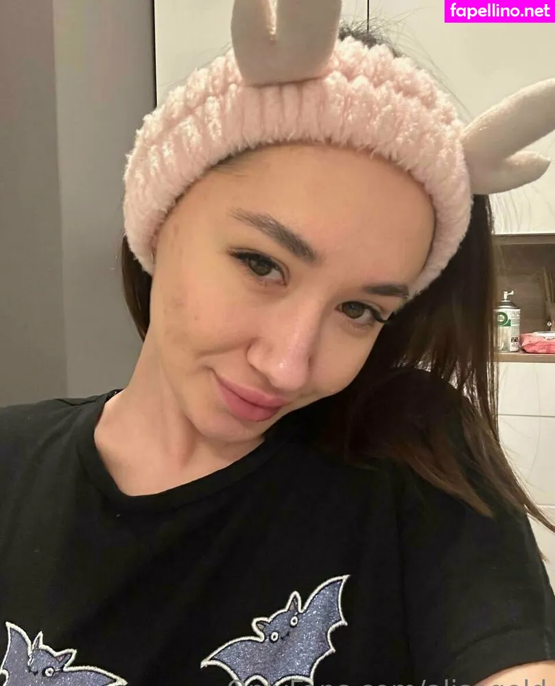 Alisegold, g.0.l.d Leaked Nude Picture #2b15nN5Lob