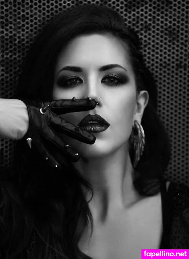 AlissaWhiteGluz, Metal Singer, Xray, brooktality Leaked Nude Picture #sYijzR8XYz