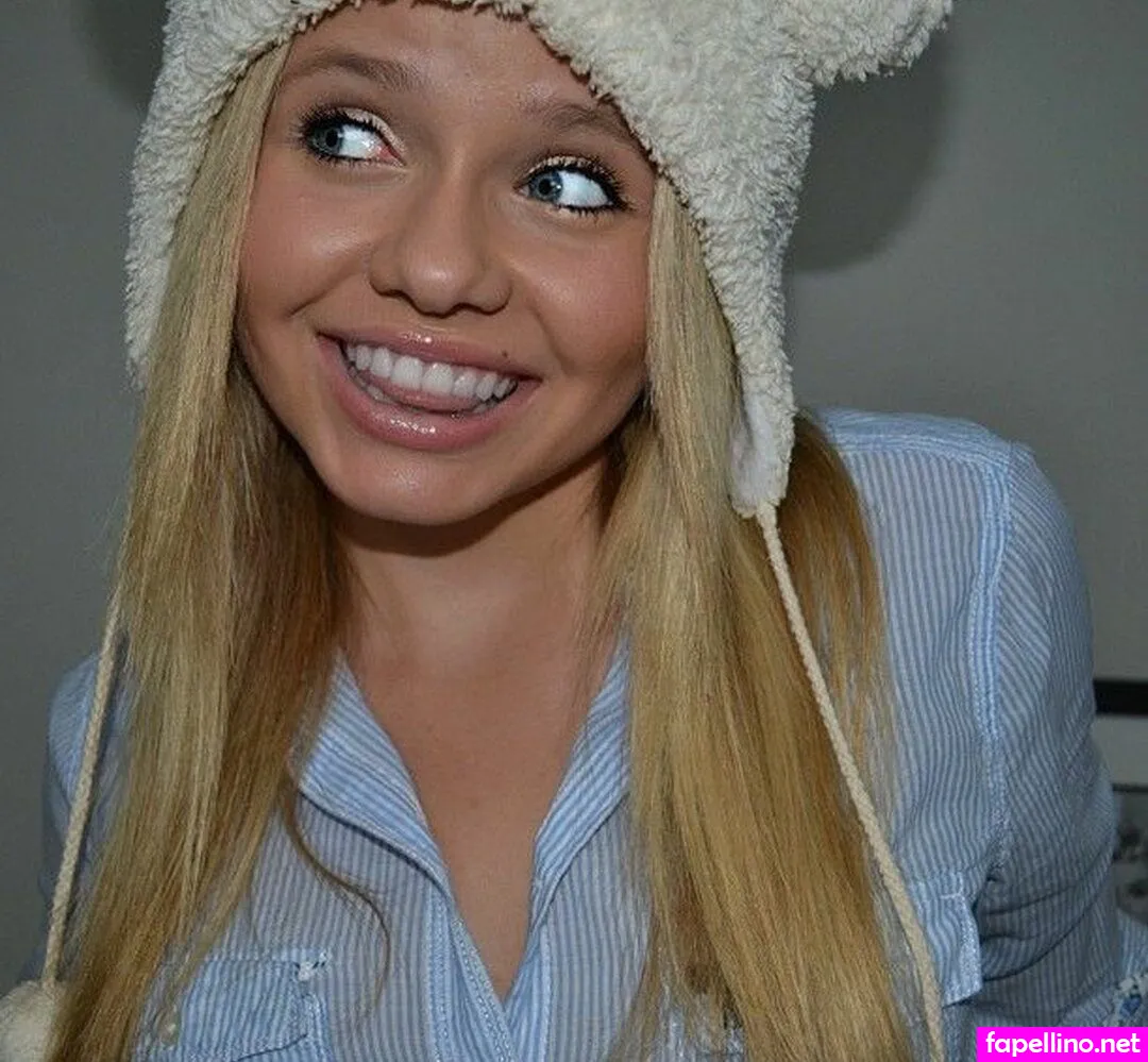 Allisimpson Leaked Nude Picture #LhOI8GVHPC