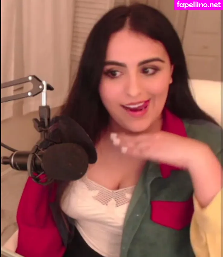 Alliebeemac, alliemc3, b.allie Leaked Nude Picture #AEQeSPwvX1