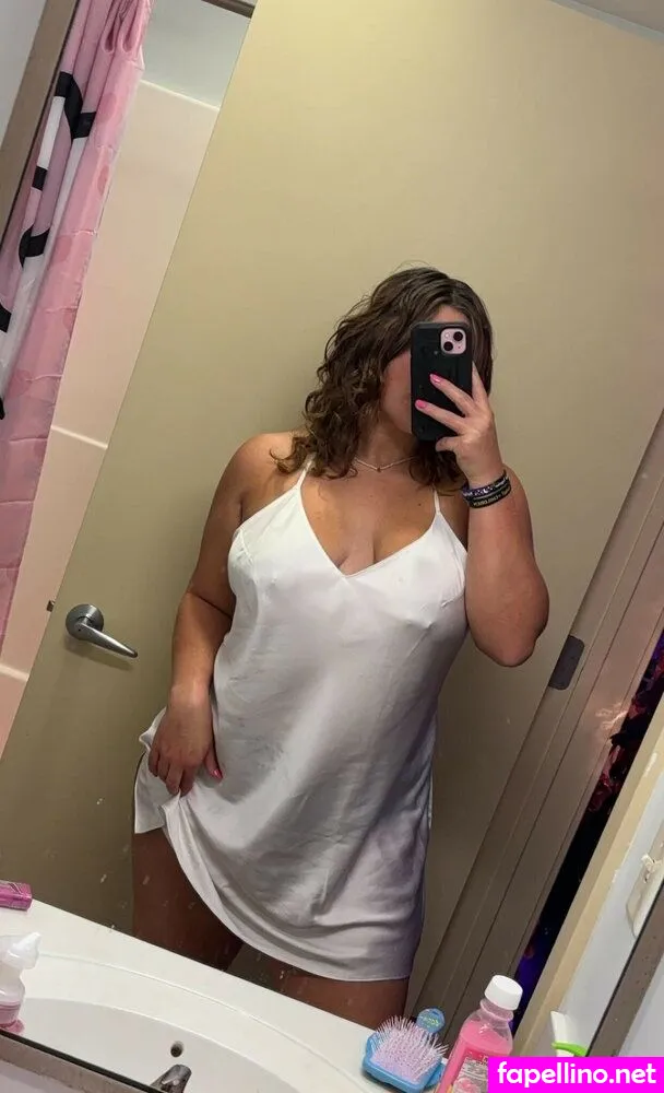Allie, MediumAd8252, allies2004, alyssajean2004, https: Leaked Nude Picture #amnGyombKv