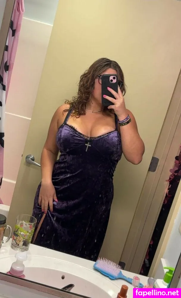 Allie, MediumAd8252, allies2004, alyssajean2004, https: Leaked Nude Picture #eQuaPAB6DW
