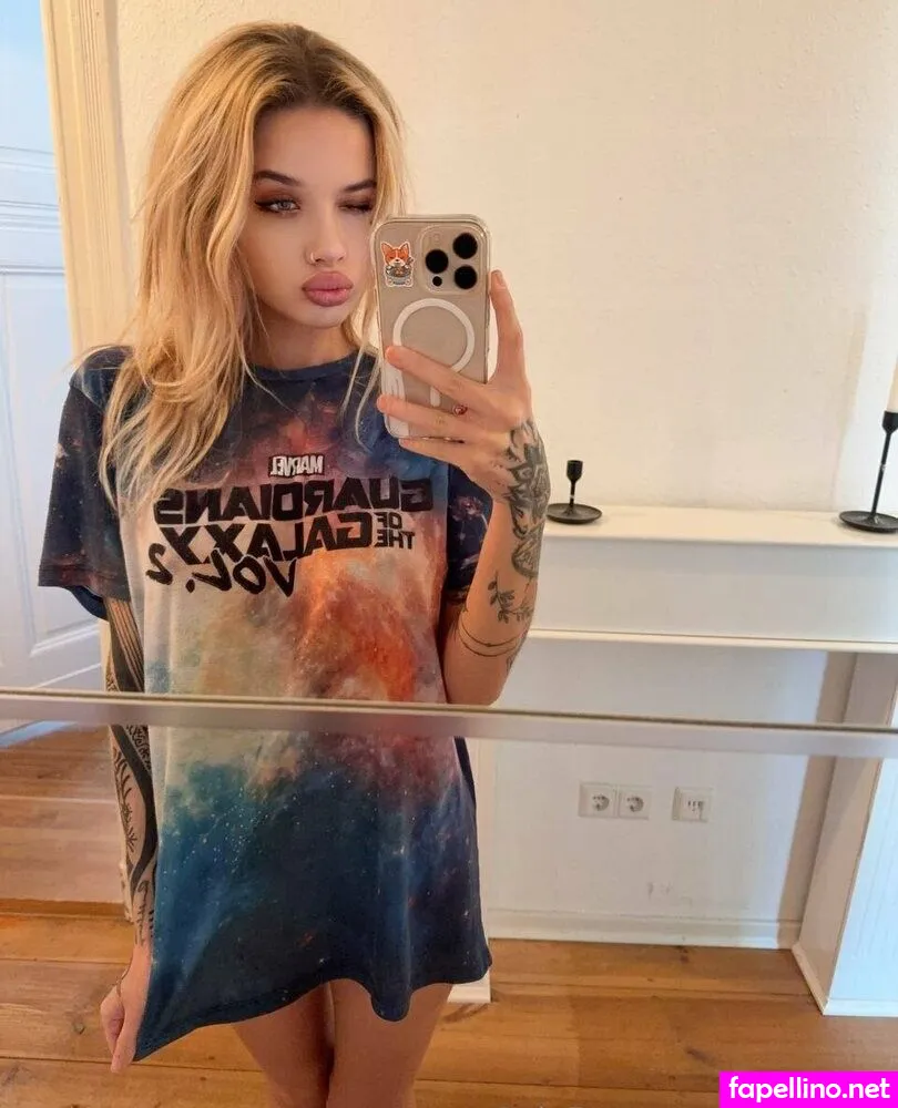 Altbarb1e, lindarobertshnkn Leaked Nude Picture #TACCjceU3n