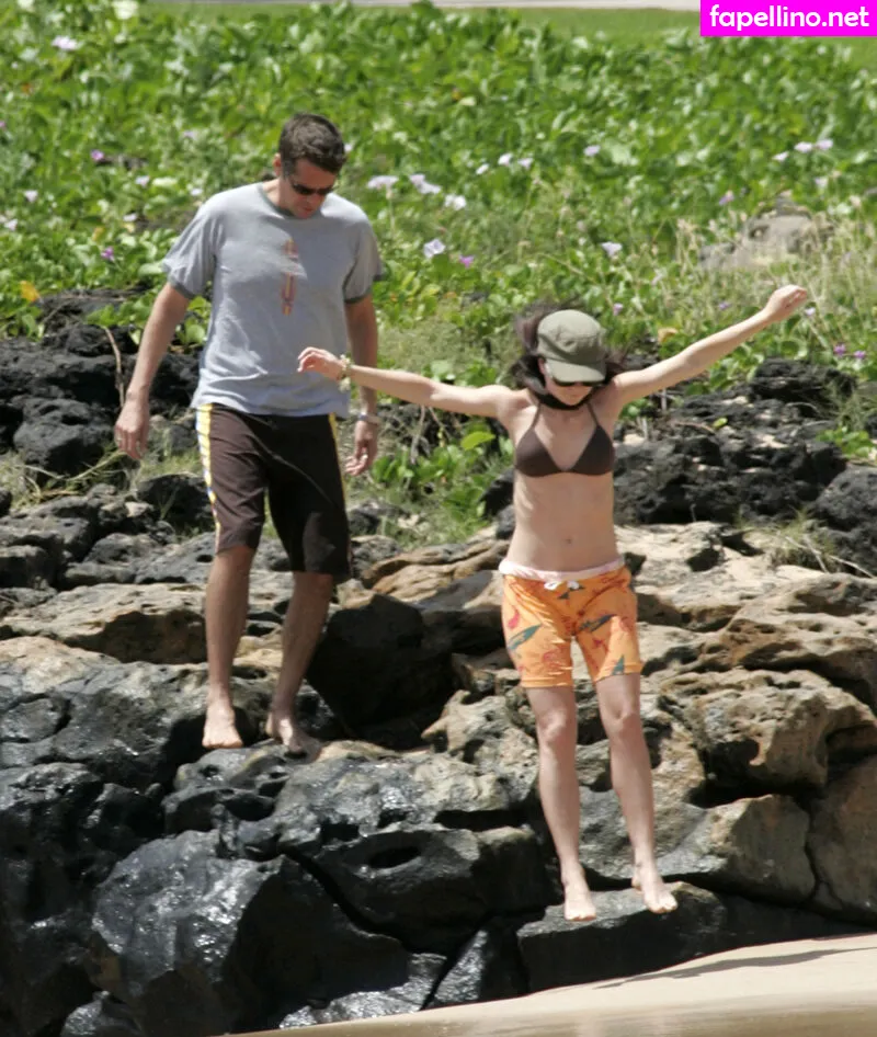 Alysonhannigan, u64276282 Leaked Nude Picture #1Rs54zZF9V