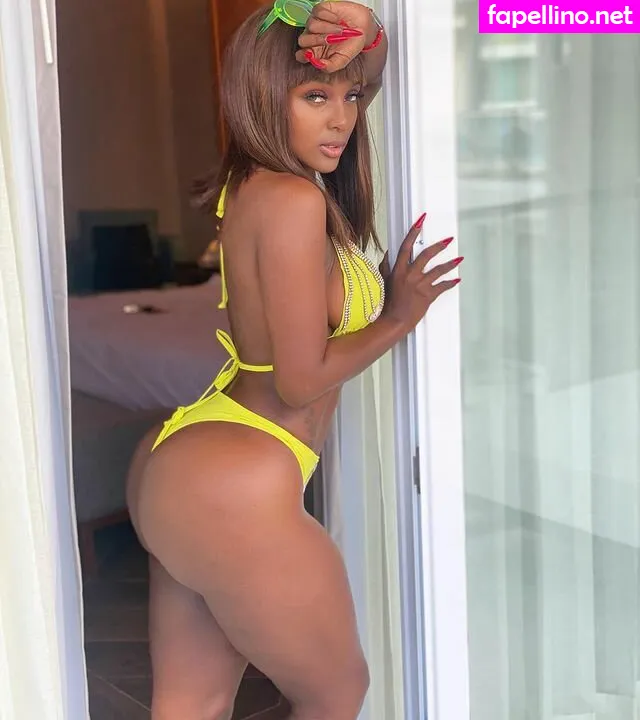 Amaralanegraaln Leaked Nude Picture #sS7OZoB7rS