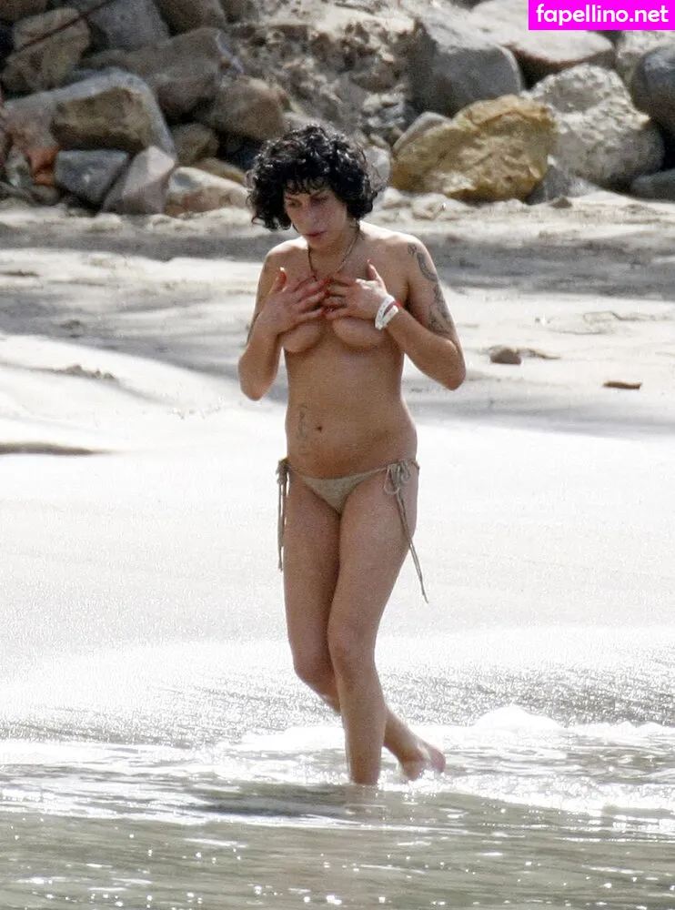 483399061, amywinehouse Leaked Nude Picture #bapwBOYohC