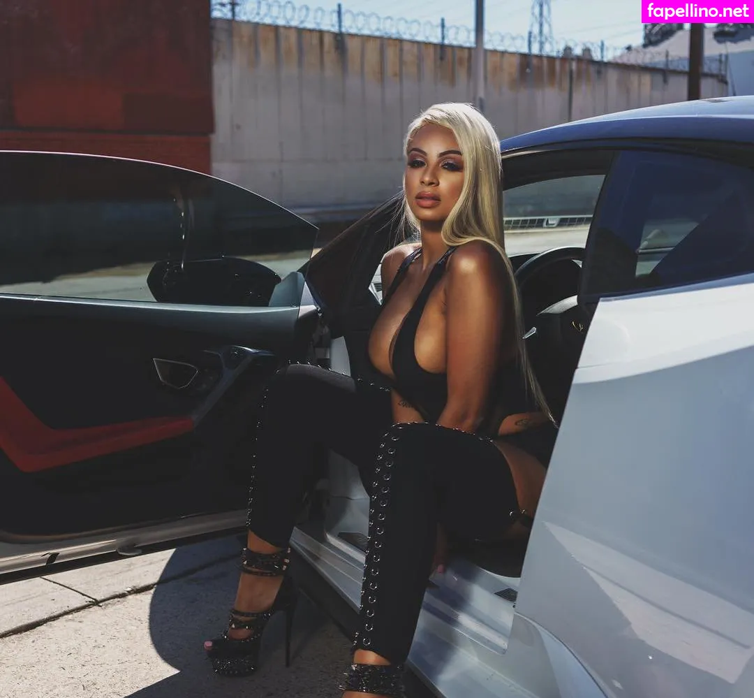 Ana_montana, anatnom, anna1001 Leaked Nude Picture #JS0X2Ed9Br