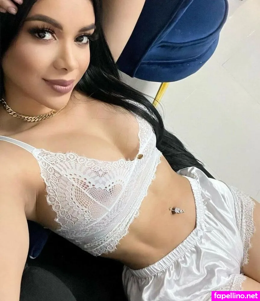 Anakarinamillan93, anakmm Leaked Nude Picture #AofDMigyc2
