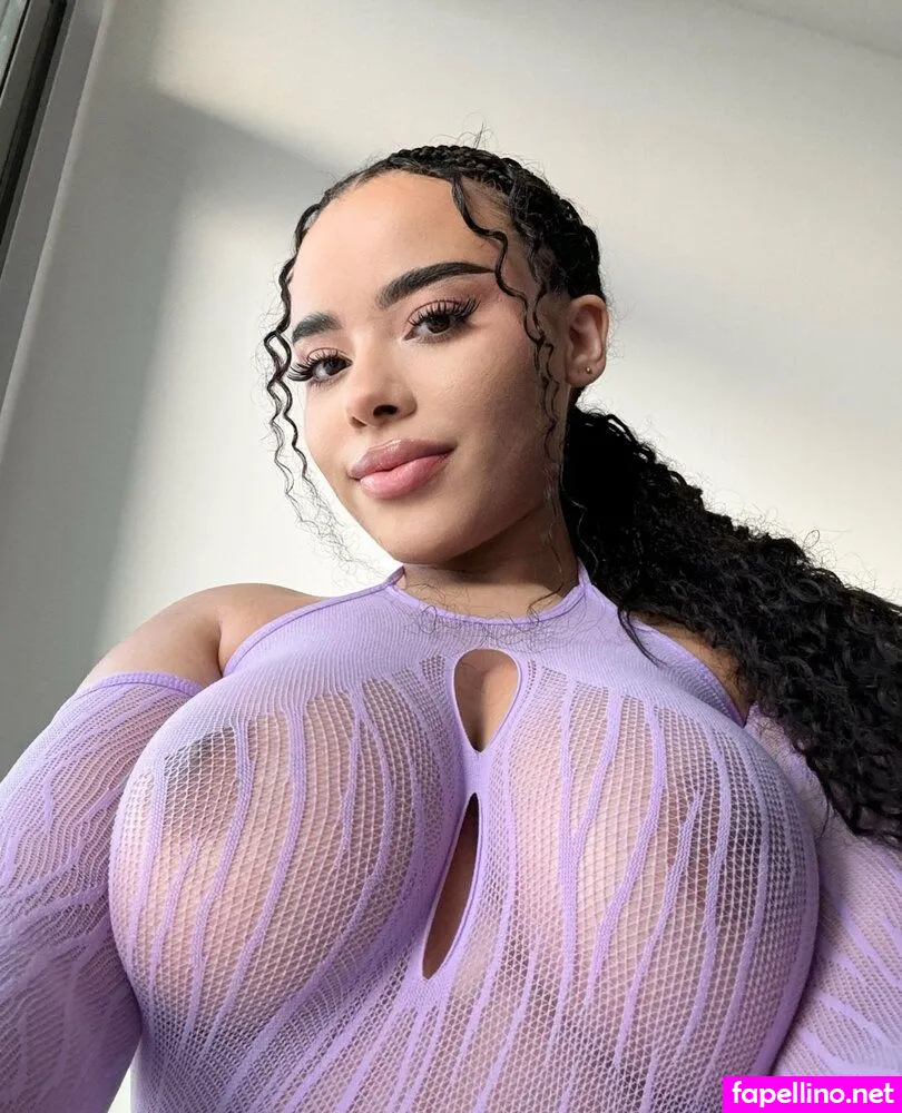 Angela, angelaincollege Leaked Nude Picture #6ufGzjvlOm