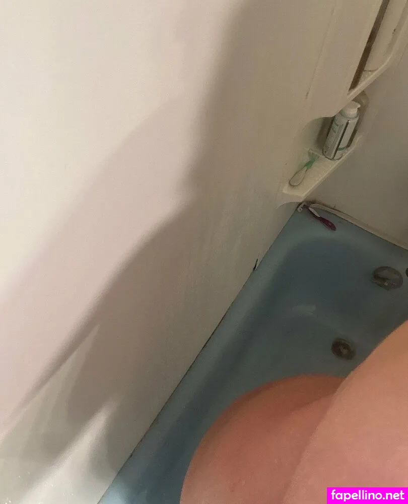 Angelwonderlandd, ratu_hottpic Leaked Nude Picture #4KXAAXiv8b