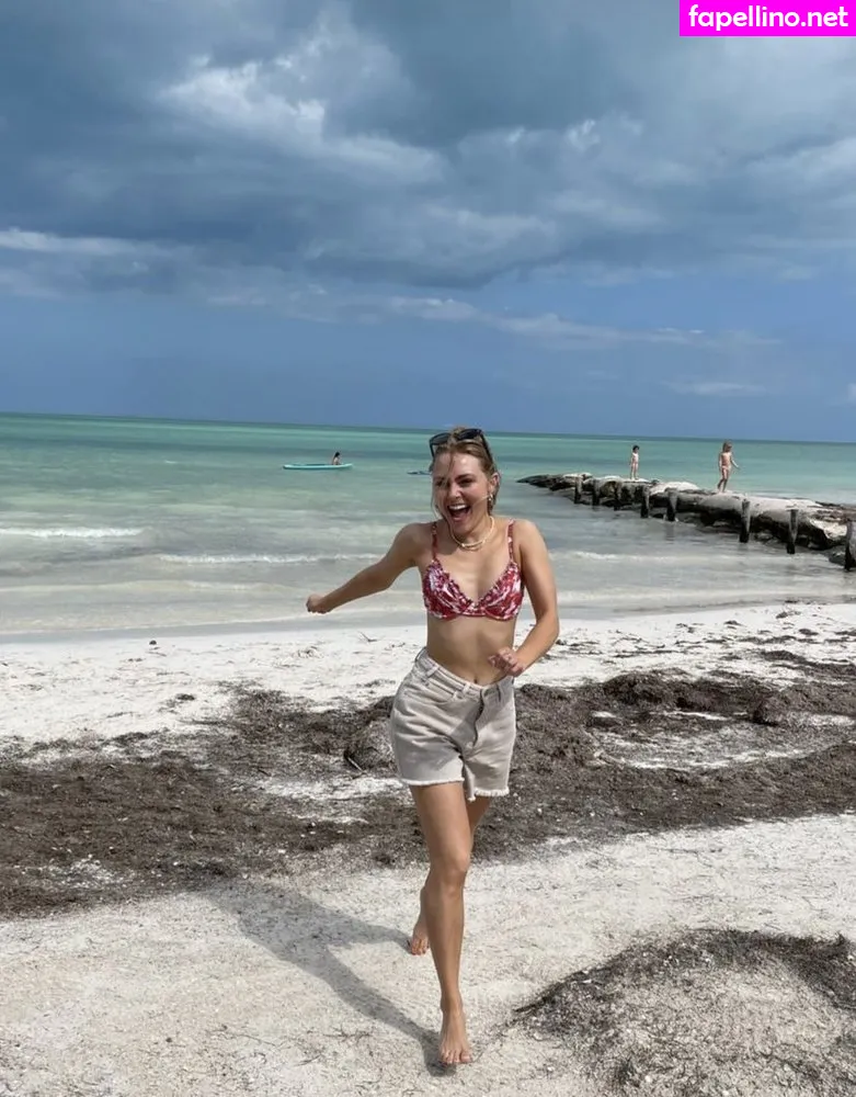 Annasophiarobb Leaked Nude Picture #9NTQoL8bF3
