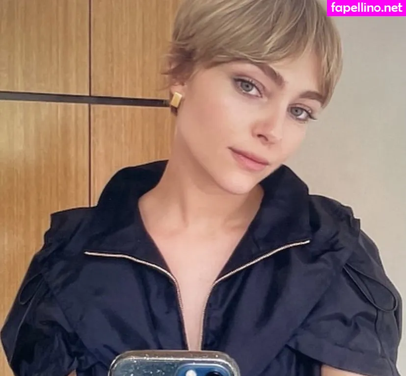 Annasophiarobb Leaked Nude Picture #pbbndmJrZe