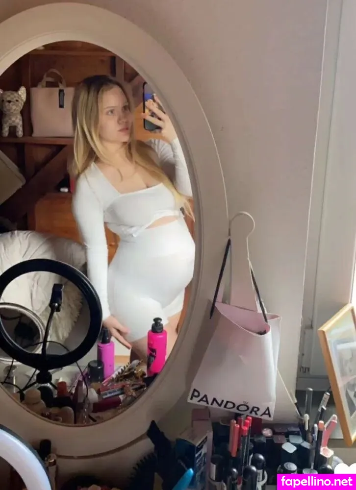 Annewendel_ Leaked Nude Picture #dGPrYlg4b1