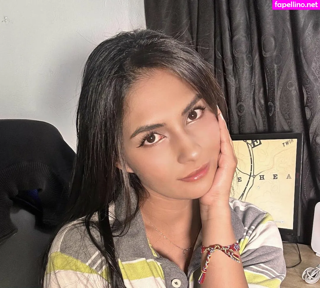 Annieguzman, annieguzmancb Leaked Nude Picture #XqEMbAHNji