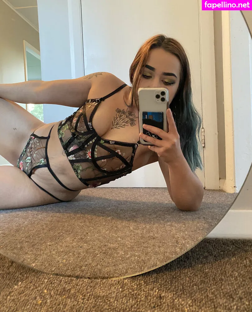 Ariquxeen Leaked Nude Picture #s6vVy7J4YE