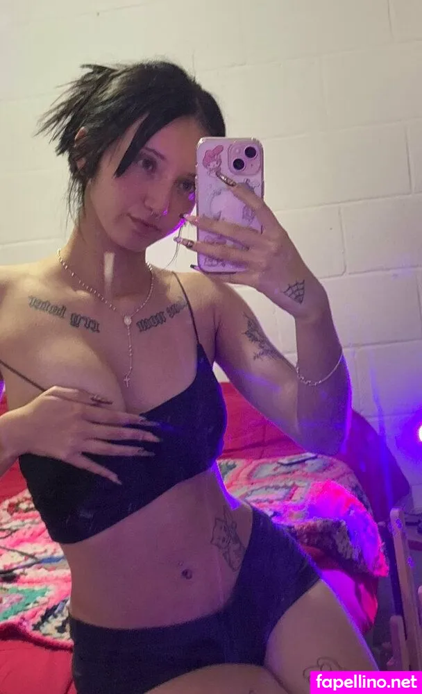 Aureliagoth, snugglewithaurelia Leaked Nude Picture #HDnjElBZ0T