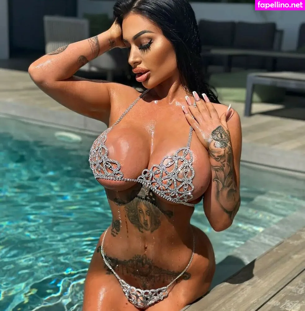 Avavanroseofficial, avavanrose_official Leaked Nude Picture #XFnUfnOGBL