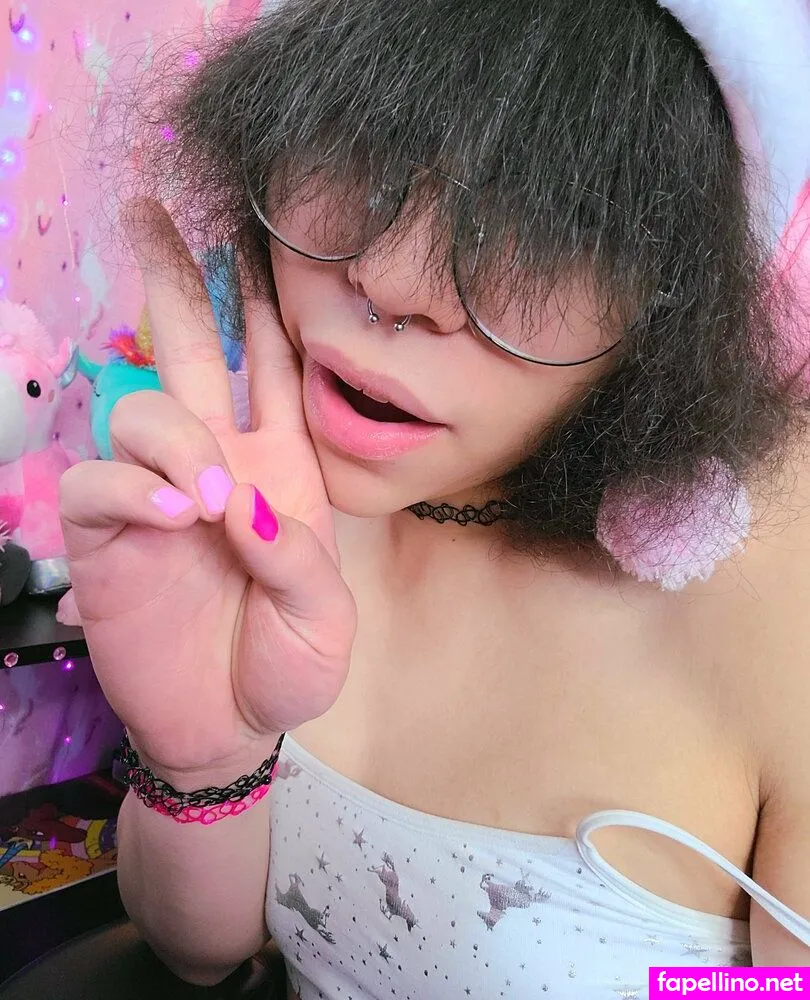 Avacutiex, avacutiexx Leaked Nude Picture #1jWxYZNZEp