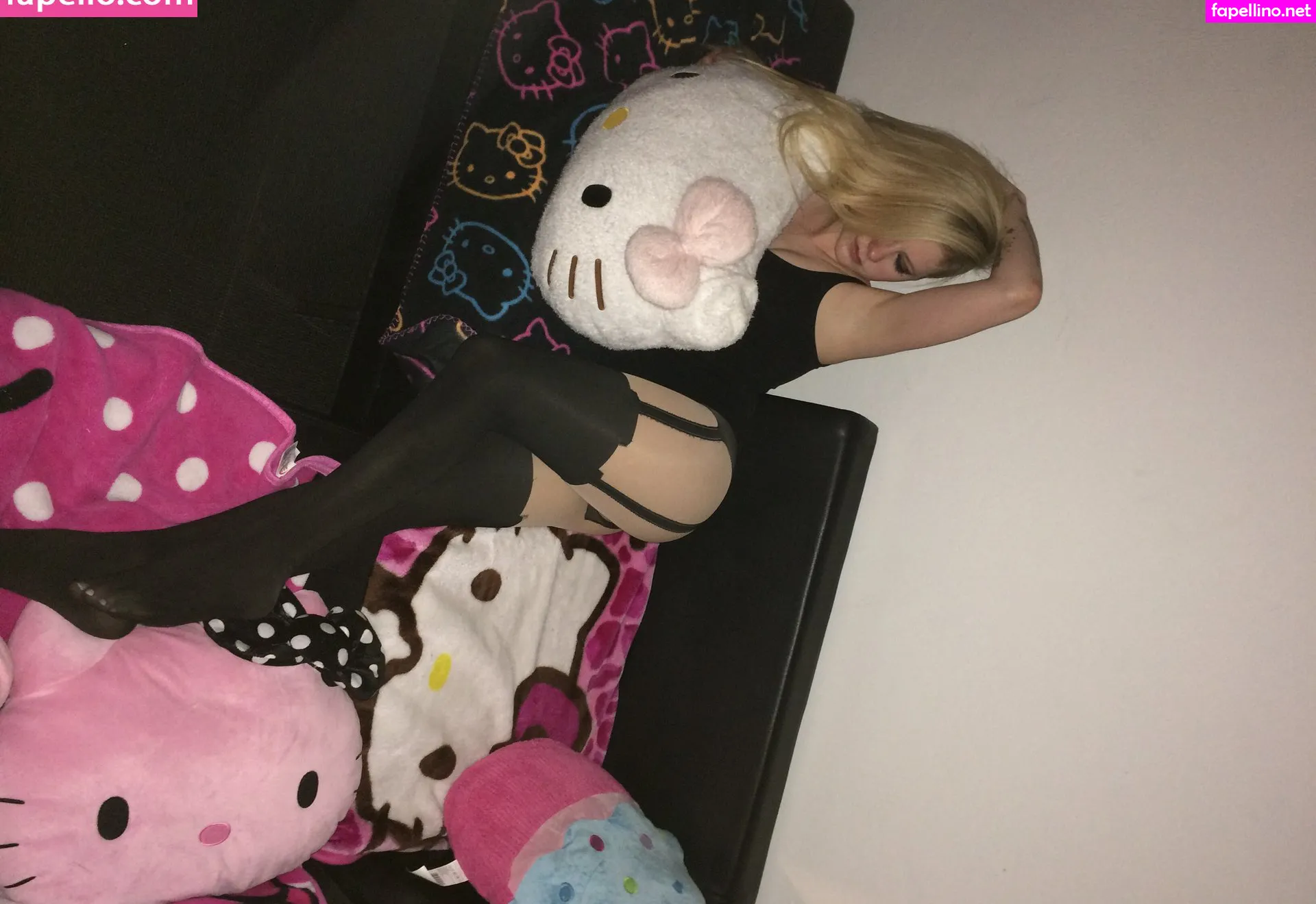 70927915, AvrilLavigne Leaked Nude Picture #DSEdVHQQv7