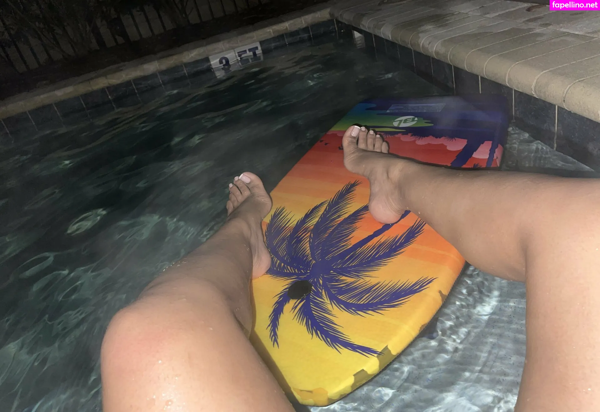Ayishadiazfeet Leaked Nude Picture #Nrh1CZHWbc