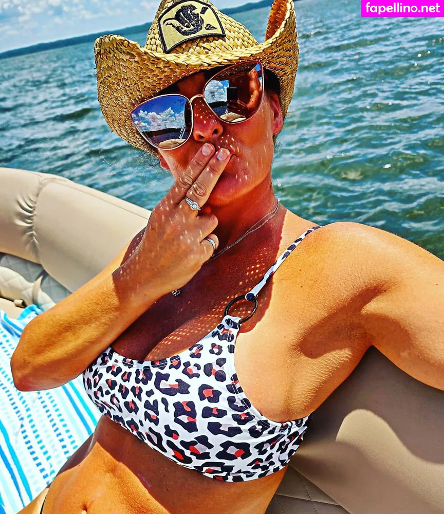 Fitlakemomma, baddie2thebone, fit_lake_momma Leaked Nude Picture #HytDGG5OKj