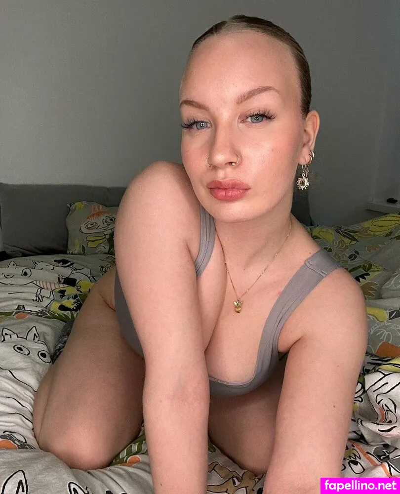 Baddienenna Leaked Nude Picture #MBmmM27e95