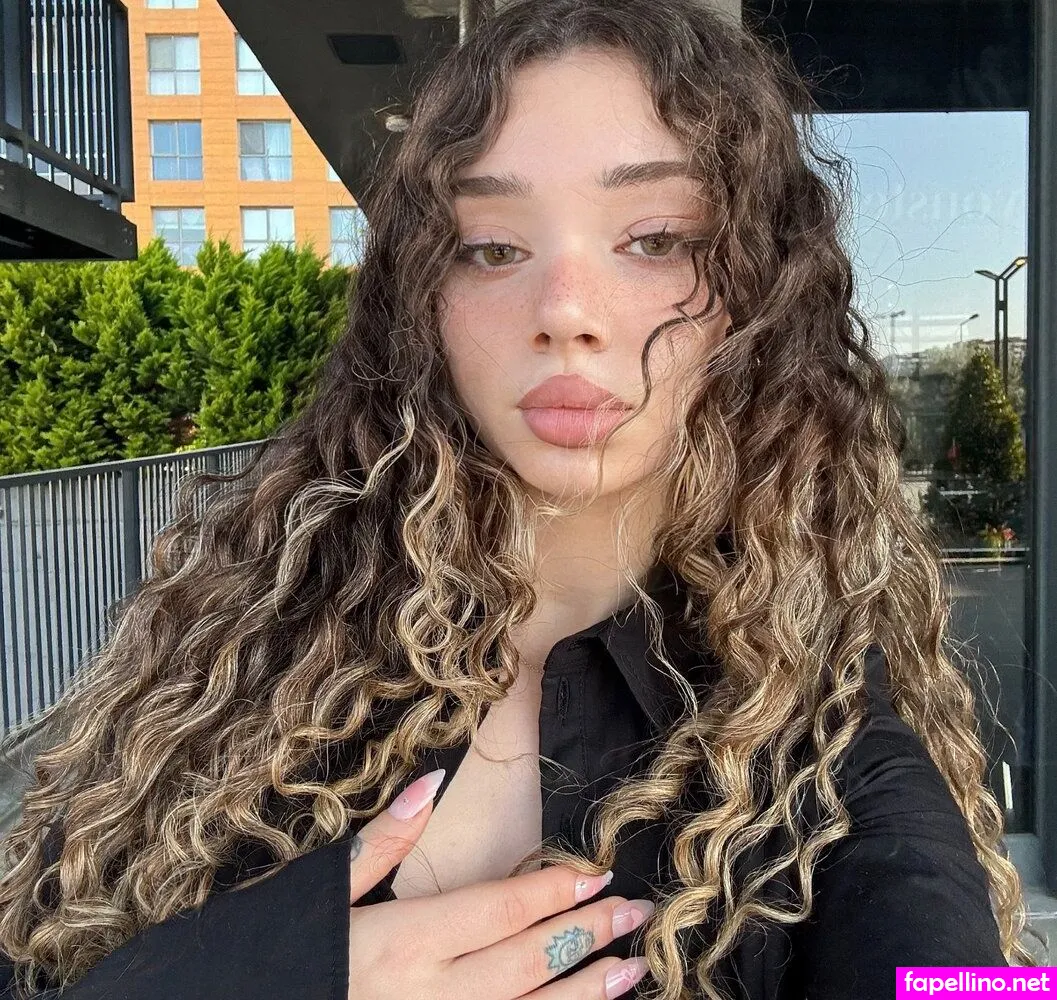 Barbaepapa, gzde balc Leaked Nude Picture #4VQd2PEzZ7