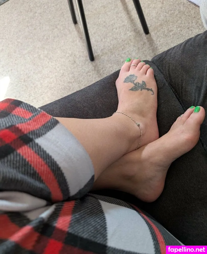 Barefoot_bunny_b, barefoot_bunny_b3 Leaked Nude Picture #2CymN0Inai