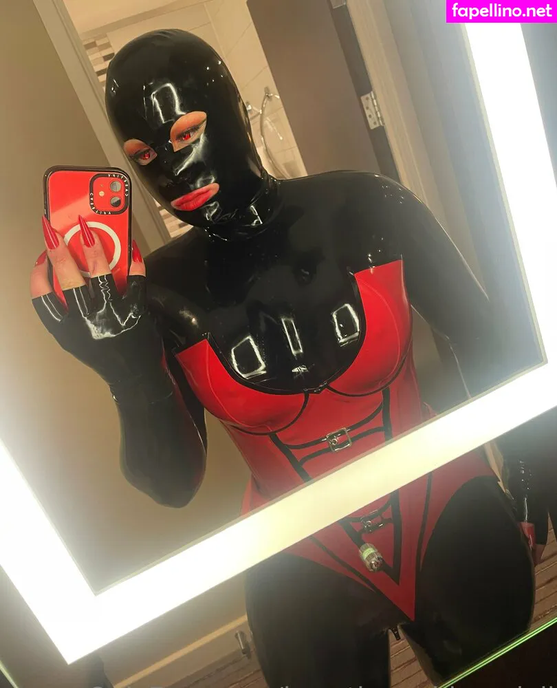 Alternativefootwear, bee_the_rubber_doll Leaked Nude Picture #UoGJMzNmsv