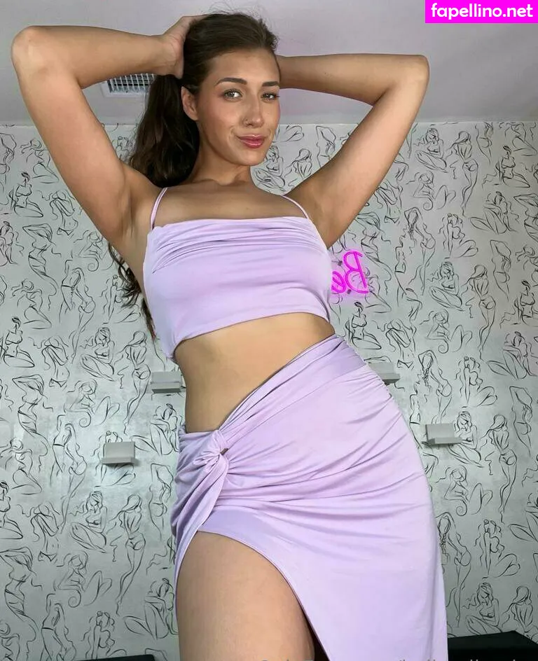 Bellarollandx, bitchbellarolland Leaked Nude Picture #kEfvcJWpQC