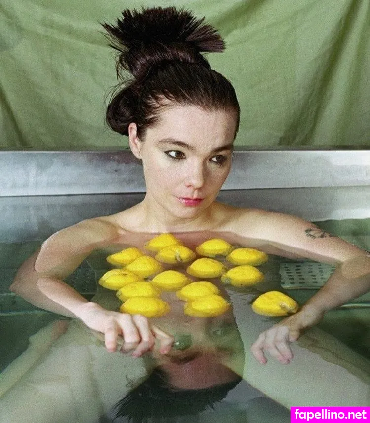Bjork Leaked Nude Picture #i8PpHBAYLm