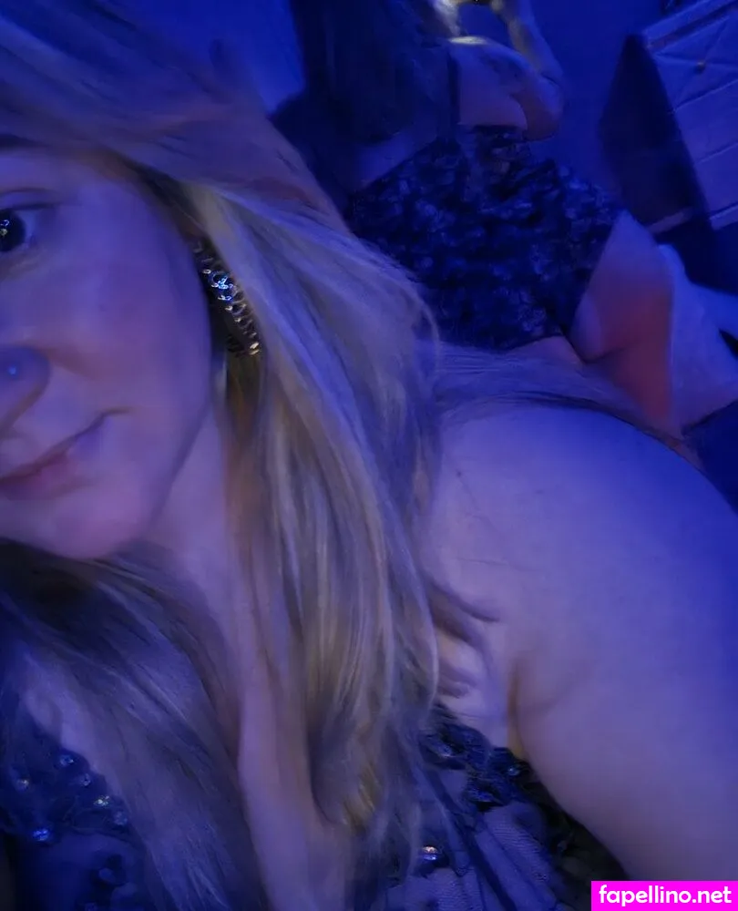 Blonde.bunnie, xomgitsbunnie Leaked Nude Picture #nECg5zfuc5