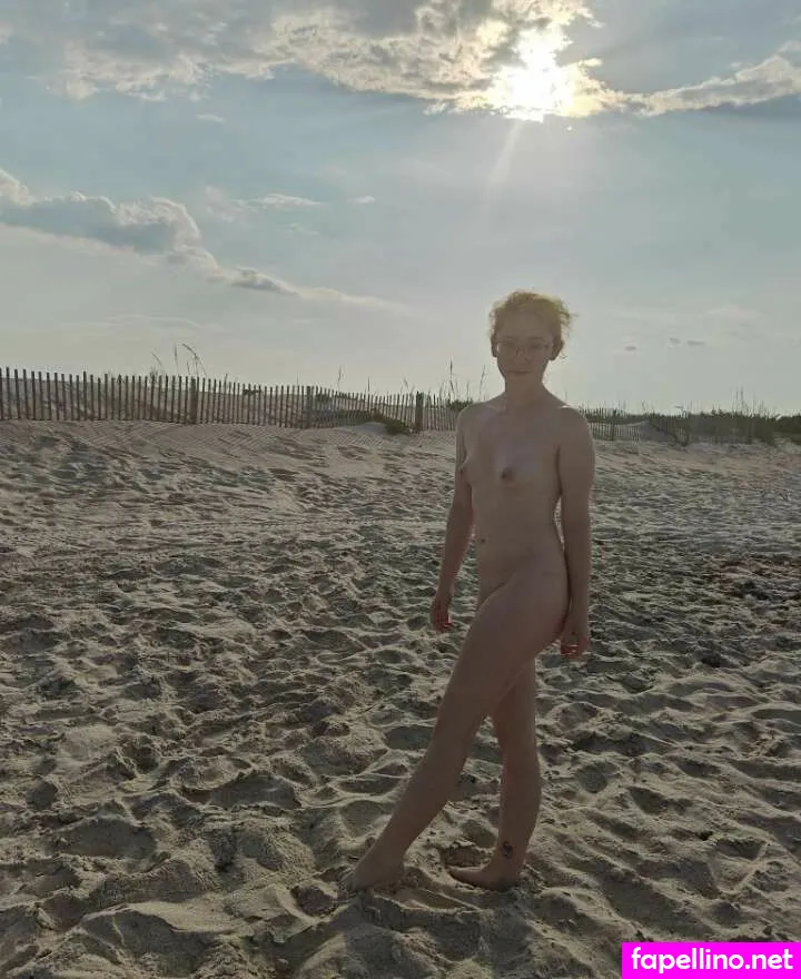 Blonde_katie, katie.e.blonde Leaked Nude Picture #0CqDDpyuuo