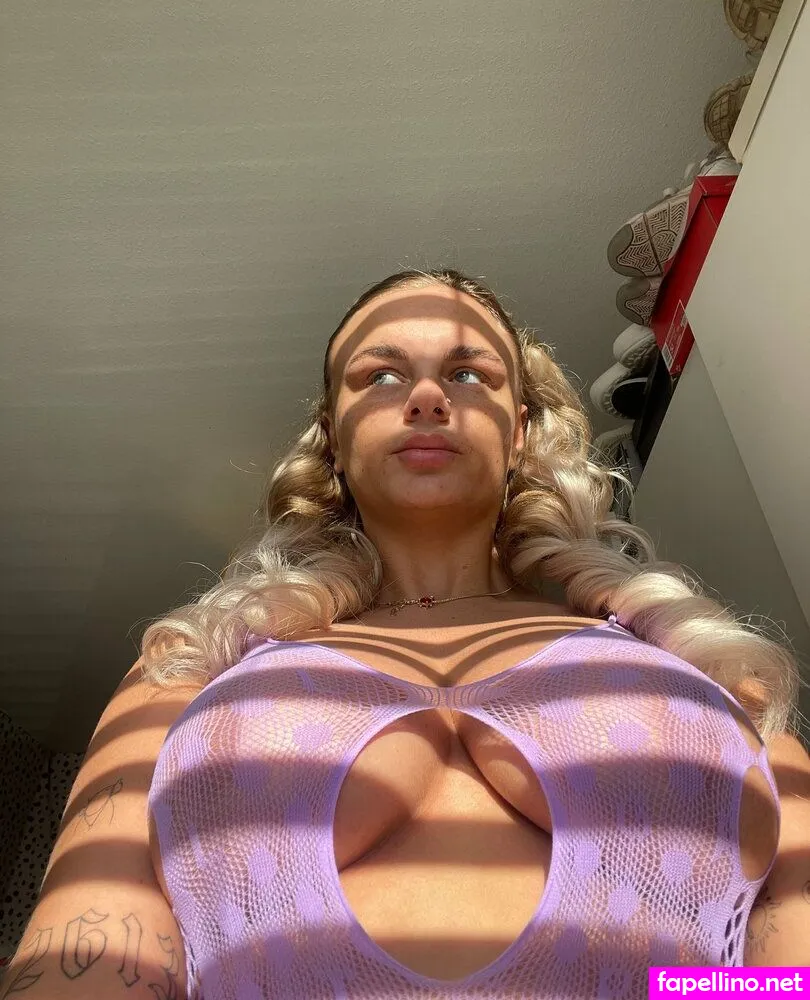 Blondebarbsxx, tamzinturnerxoxo Leaked Nude Picture #f9q8ZdUKcH