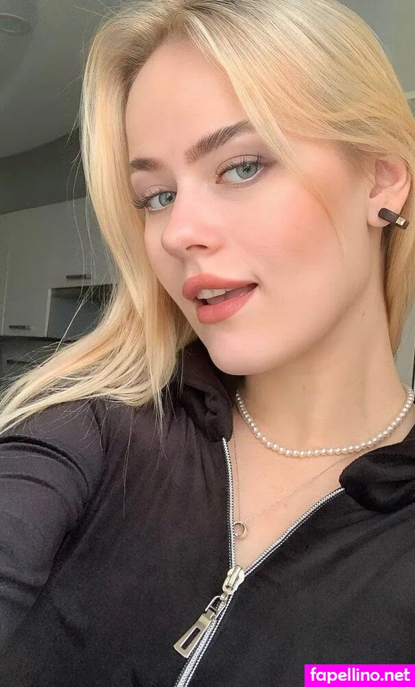 Blondiepolly Leaked Nude Picture #GqtVZIkTm5