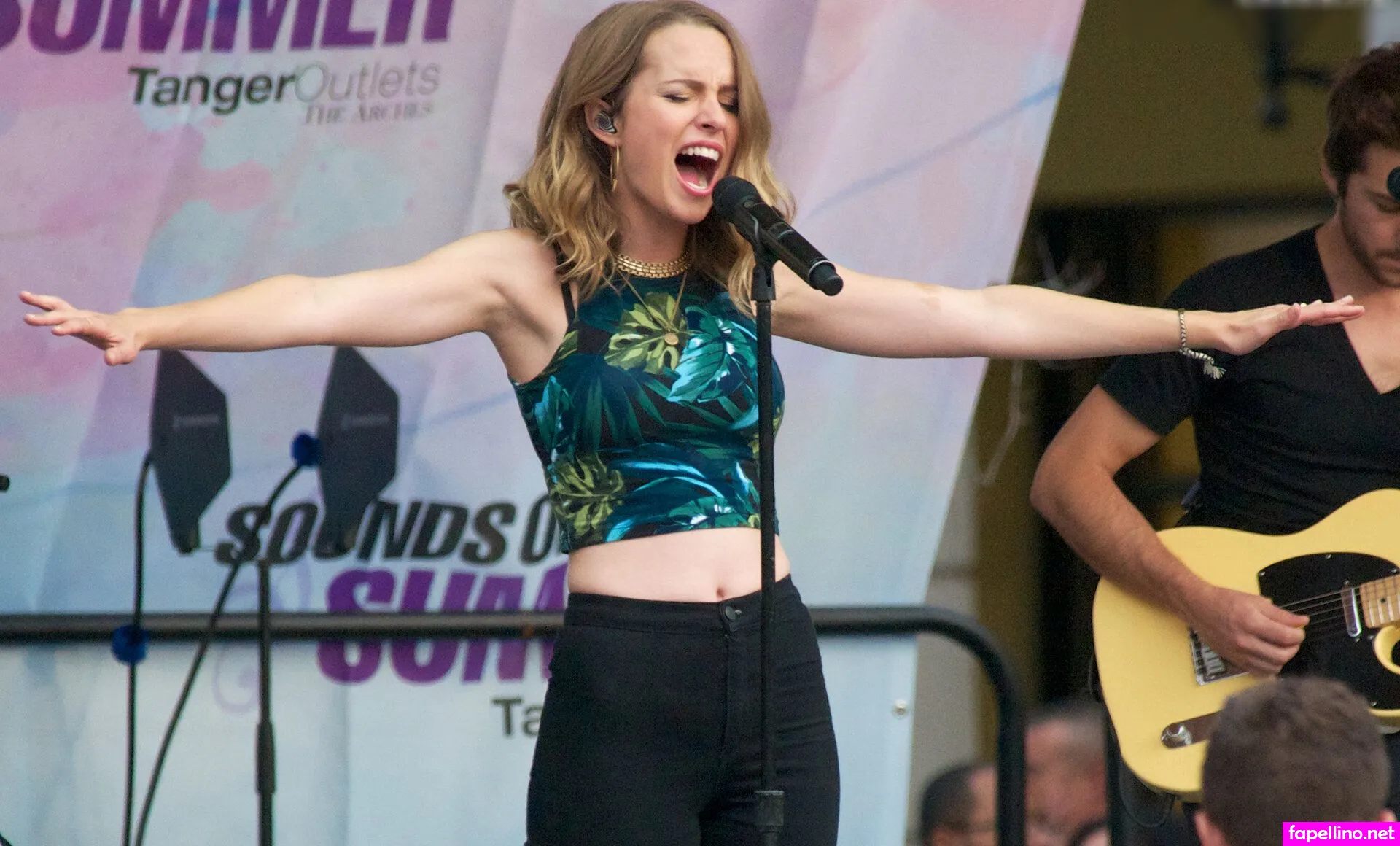 Bridgitmendler Leaked Nude Picture #rew883g8JB