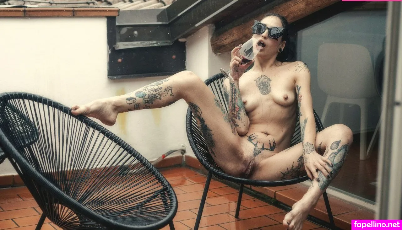 Brisen.the.witch, brisenlestrange, brisensg, brisensuicide Leaked Nude Picture #cEbFZOxLQt