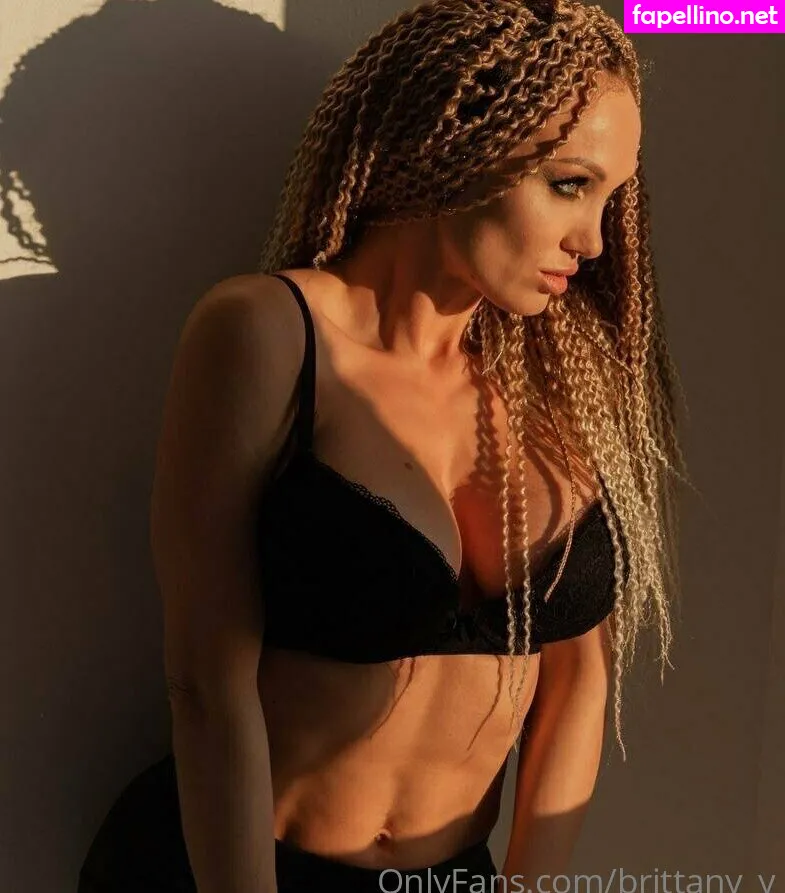 Brittany, brittany_y, missbbell Leaked Nude Picture #HM56vY0dG8