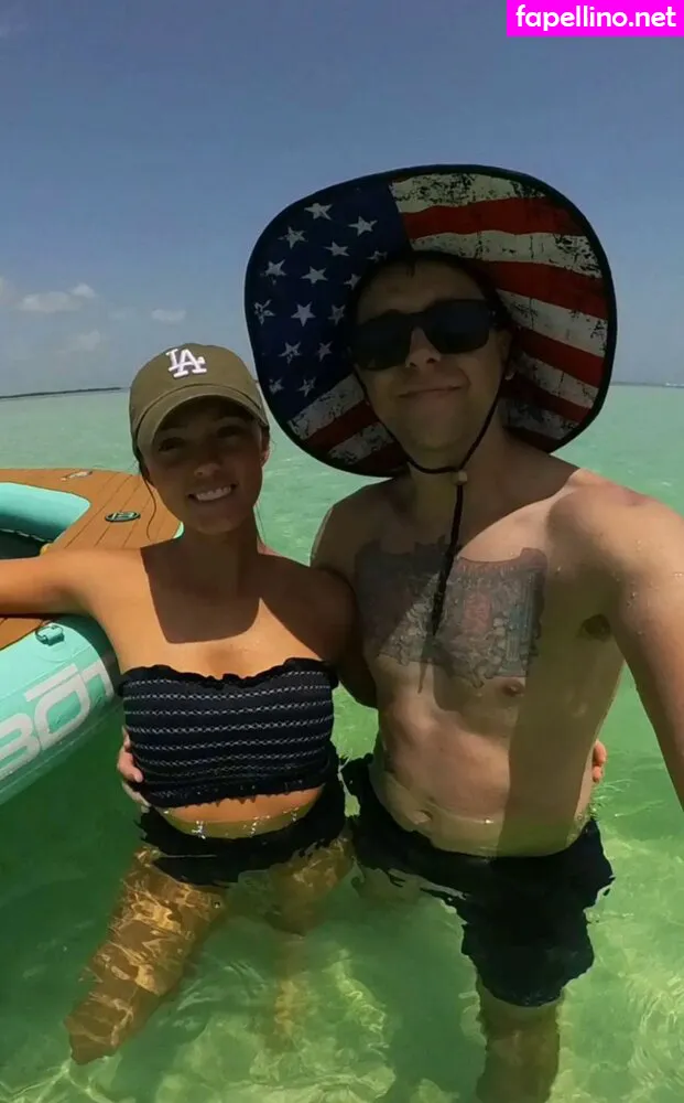 Brittney Smith, _little_britt_, brittneyatwood, brittneylsmith Leaked Nude Picture #8QyRz8dXiO