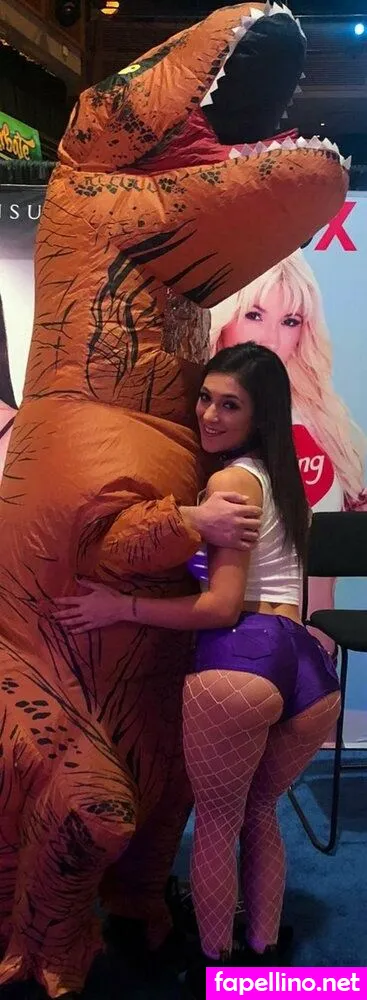Brooklyngrayxxx, churchofbrooklyn Leaked Nude Picture #3UQ5IAnME3