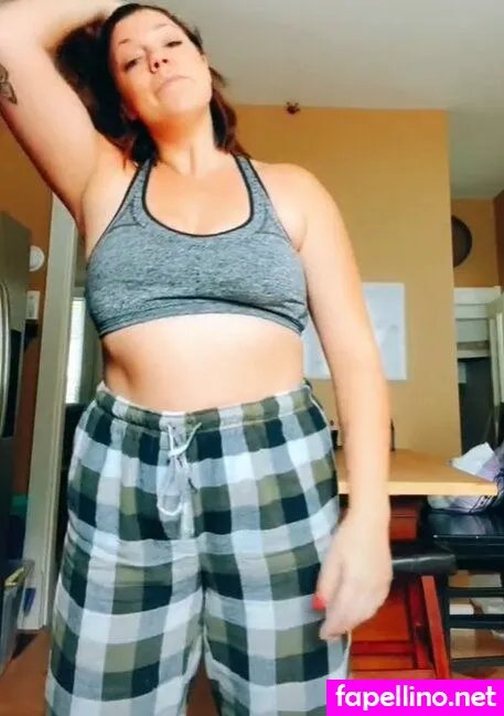 Danielle Watts, bustedcanofbiscuits Leaked Nude Picture #mq0UDKMcKv